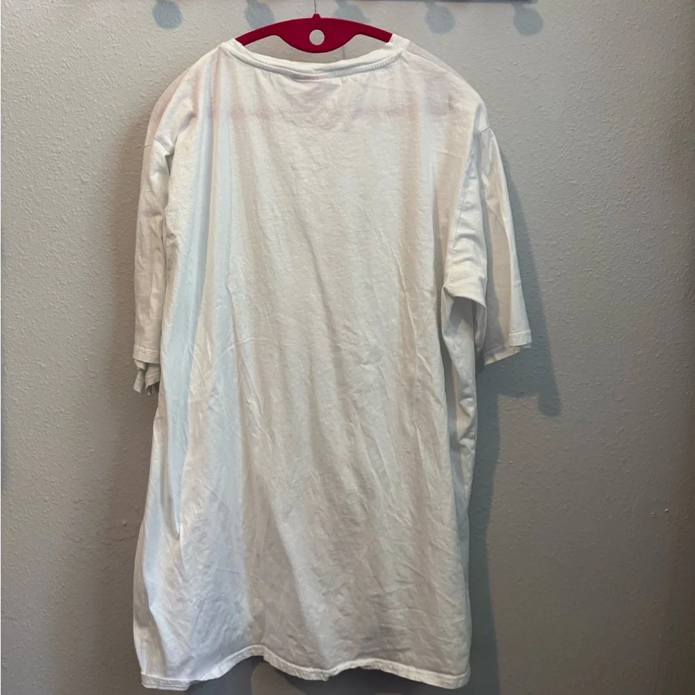 QUEEN OF SPARKLES White Graphic Sequin Cardigan Playing Card Tee - Picture 2 of 6